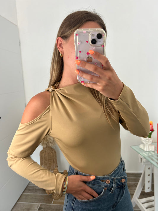 Top ÉLÉGANCE camel